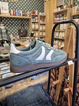 MOCASSINS EN CUIR